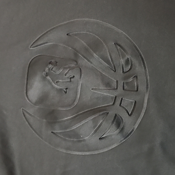 AND1 basketball hoodie - Picture 2 of 8